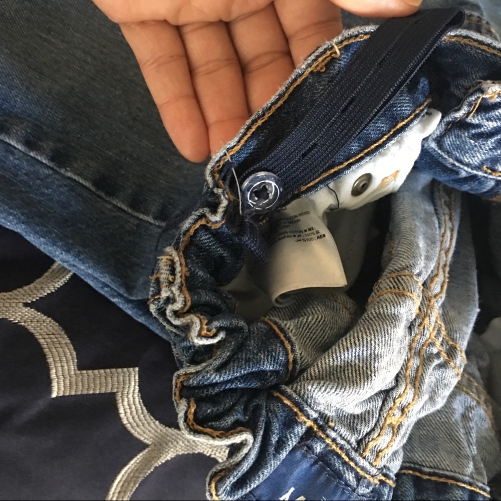 Boys size 18 regular Old Navy Jeans - Picture 3 of 3